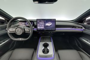 Mazda 6e bild 6