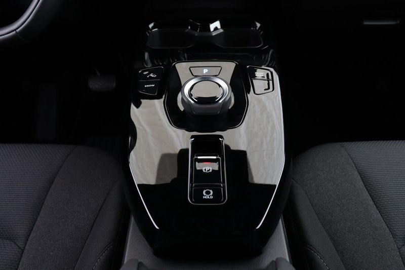 Suzuki e Vitara bild 19