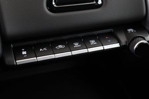Suzuki e Vitara bild 24