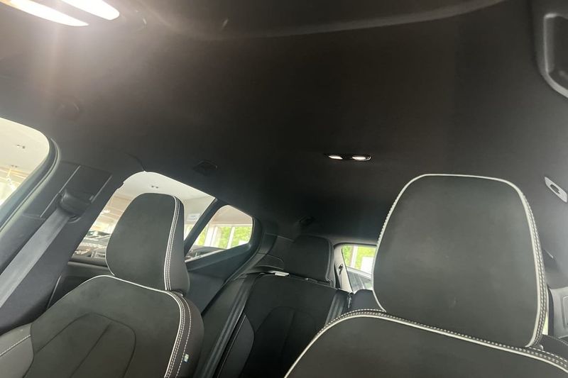 Volvo EX40 bild 20