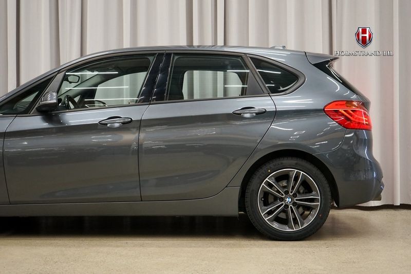 BMW 225 bild 8