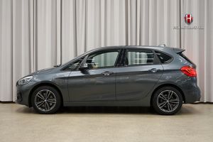 BMW 225 bild 1