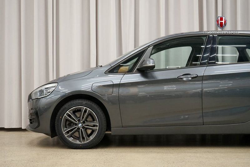 BMW 225 bild 7