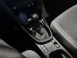 Toyota Yaris Cross bild 18