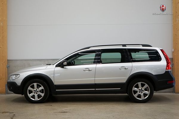 Volvo XC70 D4 AWD Dynamic Edt Ny K-rem Drag D-värme Läder Adaptiv - 2016