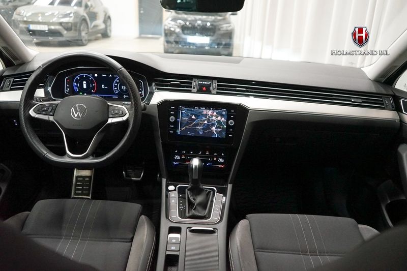 Volkswagen Passat bild 11