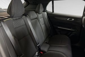 Lynk & Co 01 bild 10