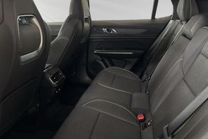 Lynk & Co 01 bild 7