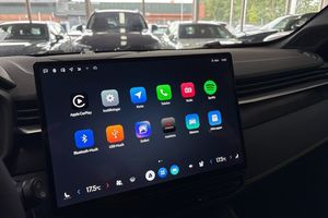 Lynk & Co 01 bild 14