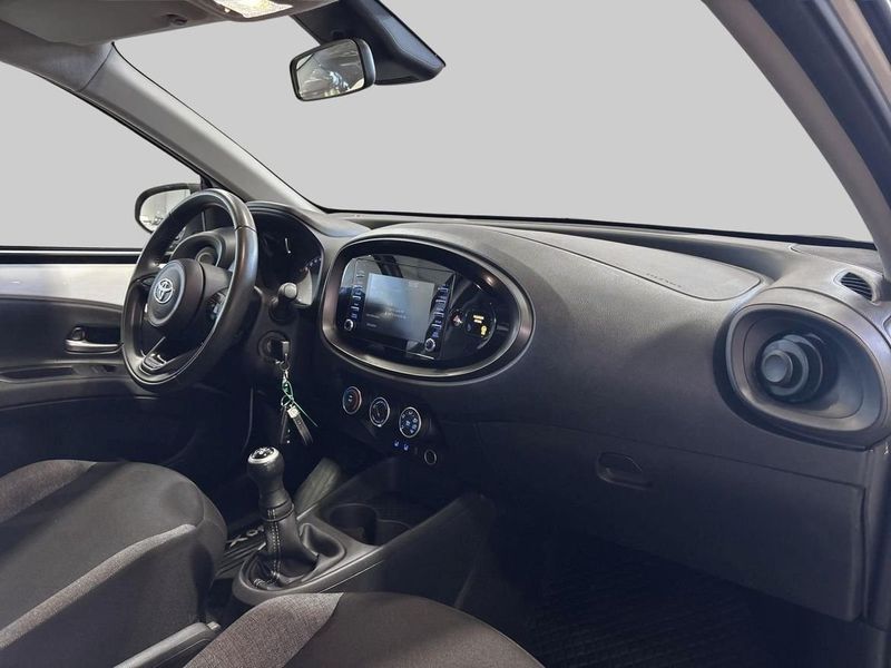 Toyota Aygo X bild 10