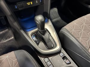 Toyota Yaris Cross bild 18