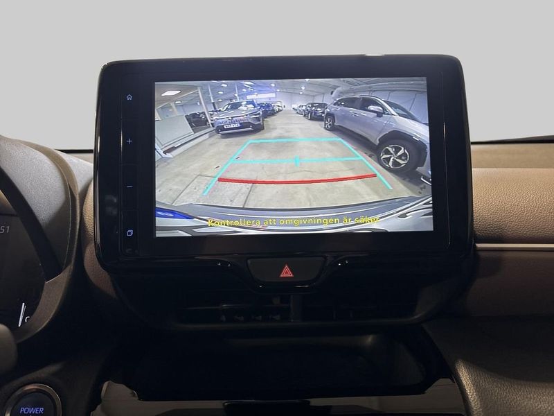 Toyota Yaris Cross bild 17