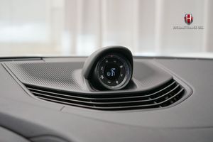 Porsche Taycan bild 18
