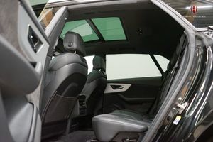 Audi Q8 bild 14