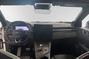 Lynk & Co 01 bild 8