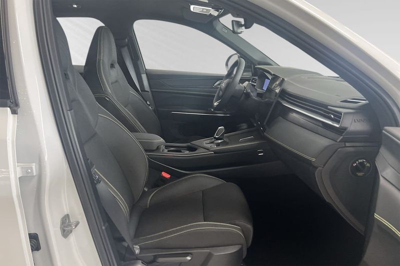 Lynk & Co 01 bild 9