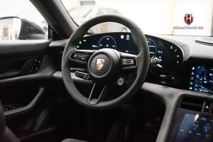 Porsche Taycan bild 16