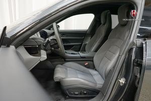 Porsche Taycan bild 11