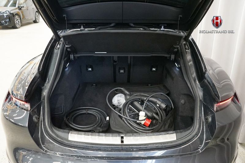 Porsche Taycan bild 30