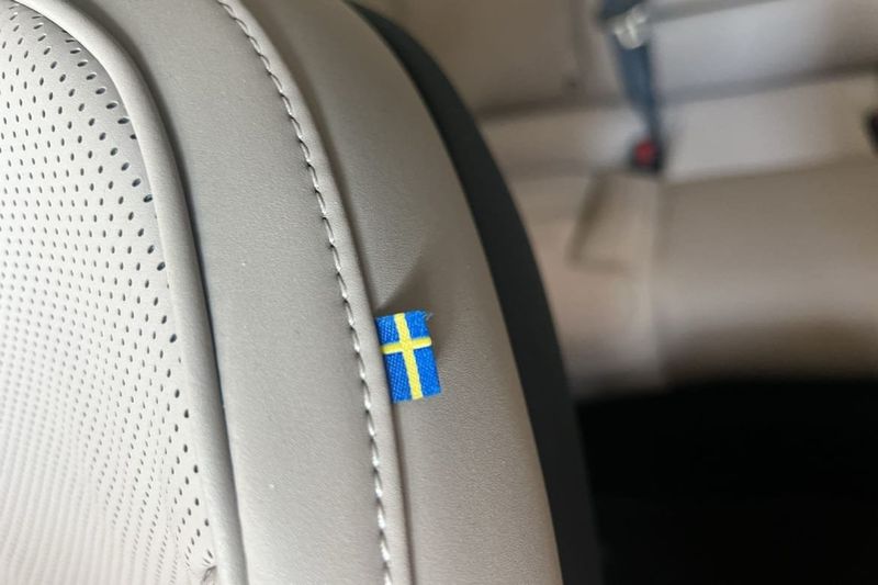 Volvo ES90 bild 19