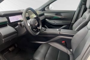 Lynk & Co 08 bild 6