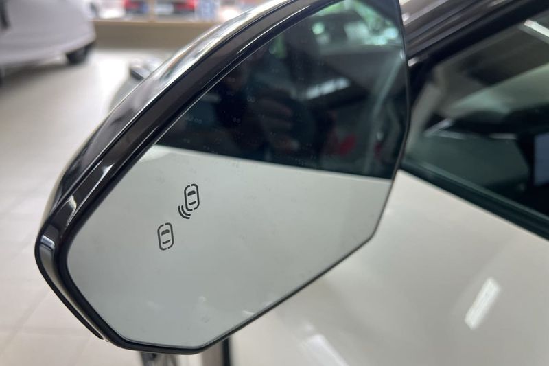 Lynk & Co 08 bild 22
