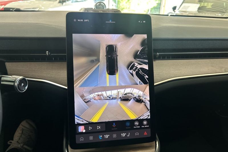 Volvo ES90 bild 20