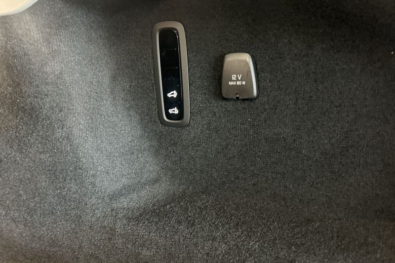 Volvo ES90 bild 14