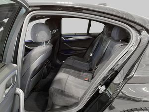BMW 530 bild 10