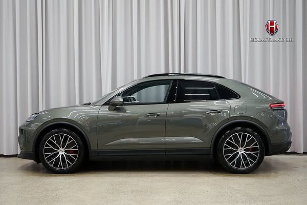 Porsche Macan 4S Chrono Pano Drag B-axelstyr P-display 360 PASM - 2025