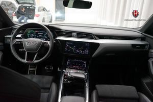 Audi Q8 e-tron bild 13