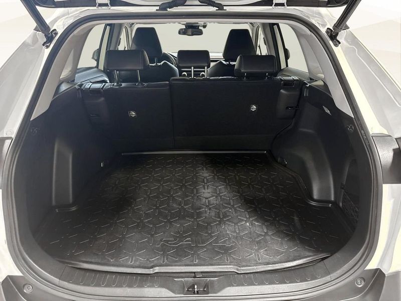 Toyota RAV4 bild 13