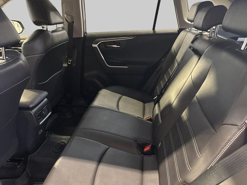 Toyota RAV4 bild 11