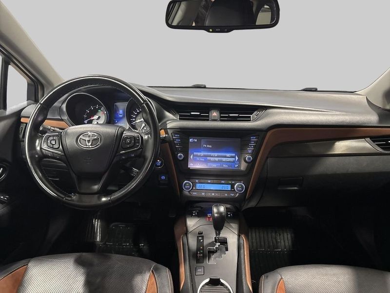 Toyota Avensis bild 12