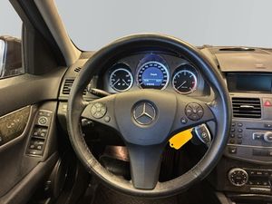 Mercedes C250 bild 9