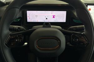 Lynk & Co 08 bild 19