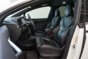 Tesla Model X bild 8