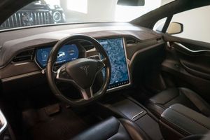 Tesla Model X bild 9
