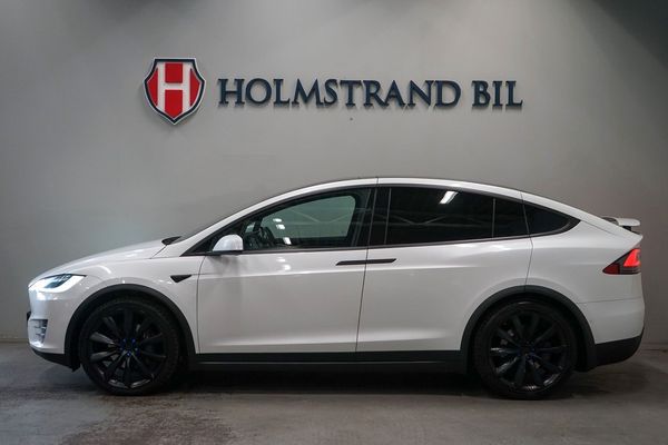 Tesla Model X 100D AWD 423hk 22" Pano Luftfjädring Soft-close - 2017