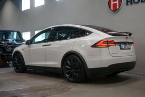 Tesla Model X bild 4