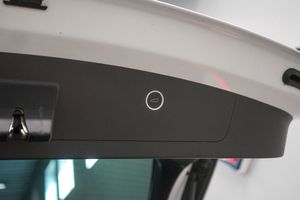 Tesla Model X bild 20