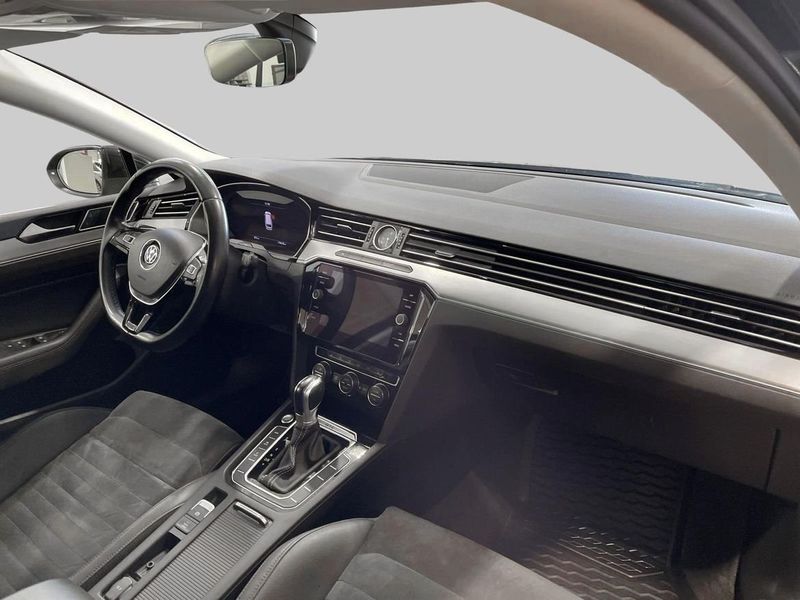 Volkswagen Passat bild 10