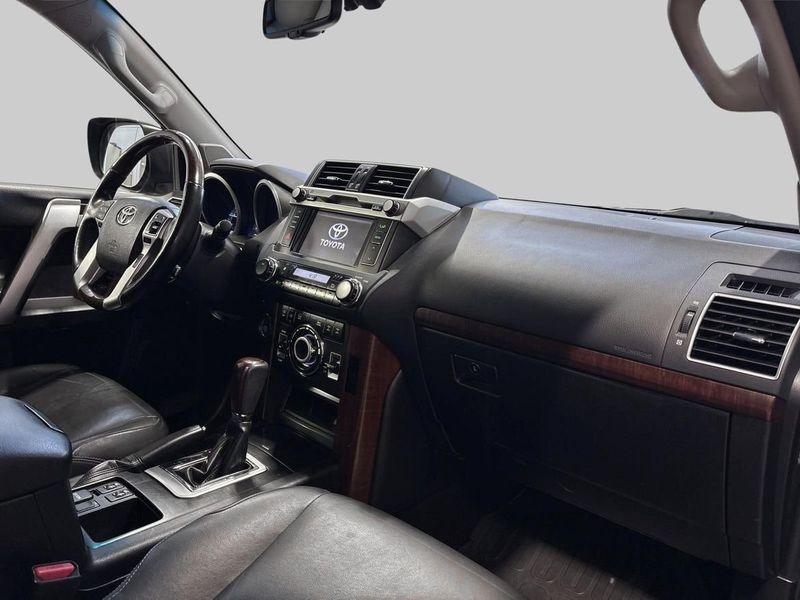 Toyota Land Cruiser bild 10