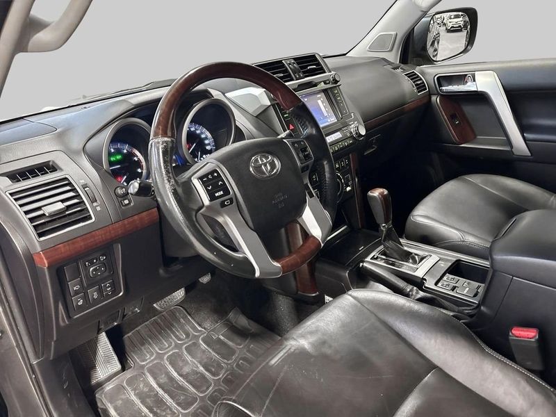 Toyota Land Cruiser bild 14