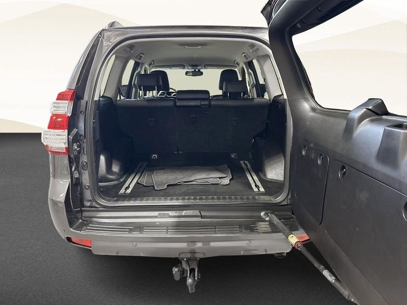 Toyota Land Cruiser bild 13