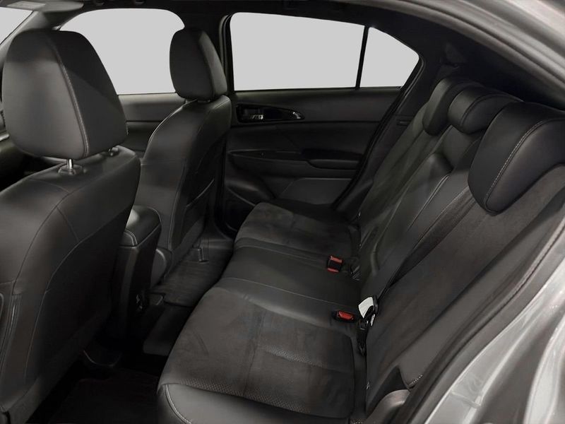 Mitsubishi Eclipse Cross bild 11
