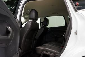 Ford Kuga bild 10