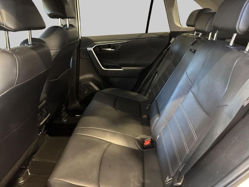Toyota RAV4 bild 11