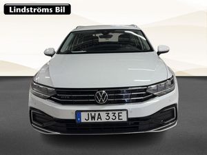 Volkswagen Passat bild 8