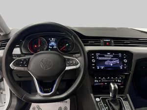 Volkswagen Passat bild 14